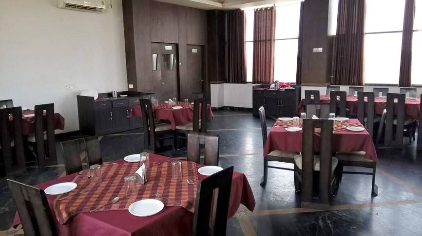 Hotel Pink Pearl, Raigarh 4
